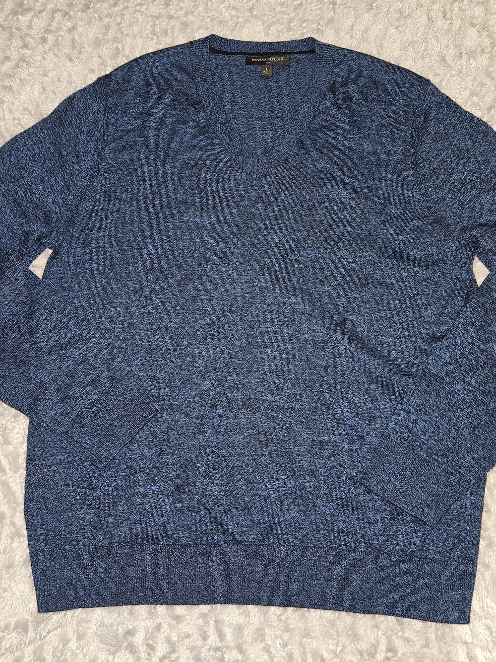 Banana Republic Men's Heathered Navy Blue V-Neck Sweater Size Large Old Money